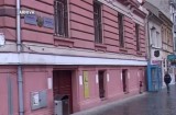 Şi-a înjunghiat prietenul de pahar