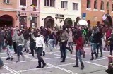 Flash mob în Piaţa Sfatului